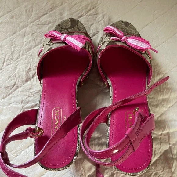 Coach Betsy wooden sandal. Size 9 new in box - Picture 7 of 8